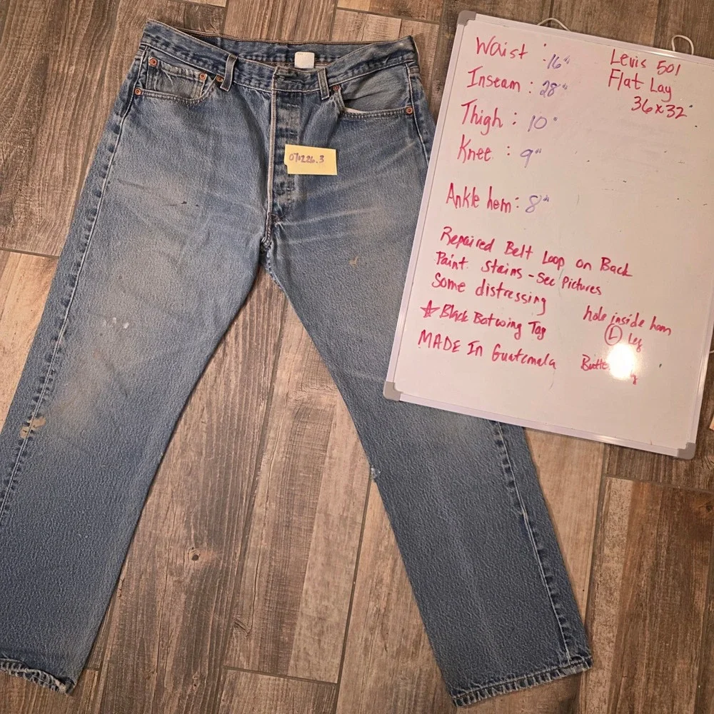 Levis 501 Original Fit Straight Leg Jeans Blue Denim Mens 36x32 (Measures 32x28)